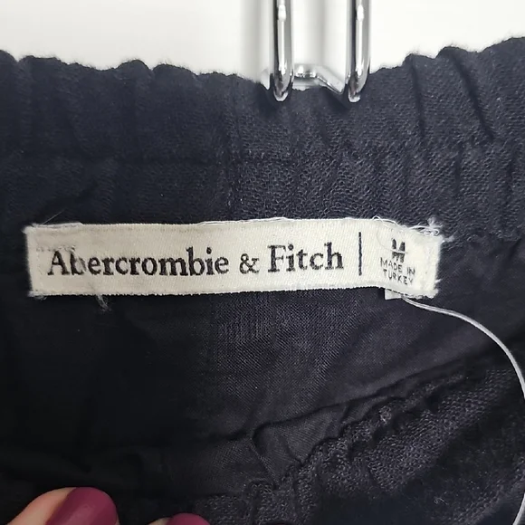 Abercrombie & Fitch Black Linen Pants - Picture 2 of 4
